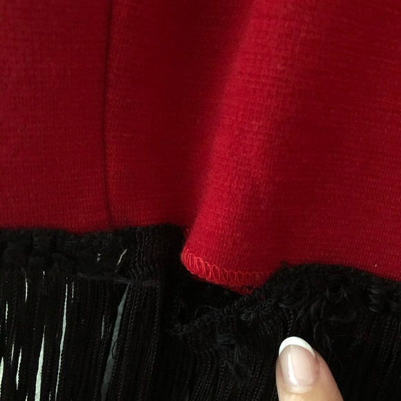 Vintage red and black fringe skirt - Picture 8 of 11